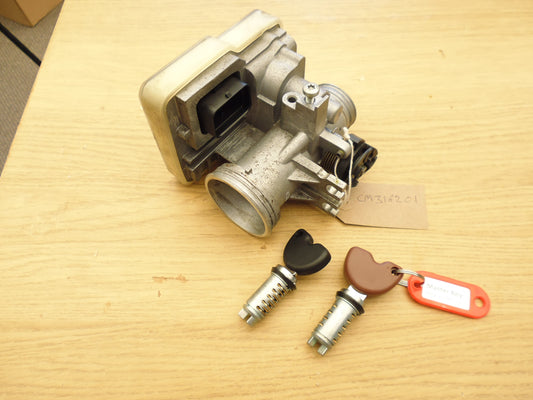 Replacement throttle body and matching lock set for Vespa GTS 300 HPE